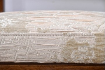 新古　展示品　超美品　モリシゲ(MORISHIGE/森繁)　上品な花柄張地のダイニングチェア4脚セット　定価(4脚合計)約44万円　(R-087936)