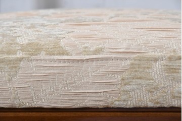 新古　展示品　超美品　モリシゲ(MORISHIGE/森繁)　上品な花柄張地のダイニングチェア4脚セット　定価(4脚合計)約44万円　(R-087936)