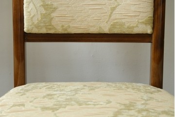 新古　展示品　超美品　モリシゲ(MORISHIGE/森繁)　上品な花柄張地のダイニングチェア4脚セット　定価(4脚合計)約44万円　(R-087936)
