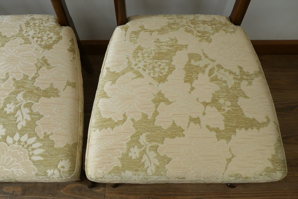 新古　展示品　超美品　モリシゲ(MORISHIGE/森繁)　上品な花柄張地のダイニングチェア4脚セット　定価(4脚合計)約44万円　(R-087936)