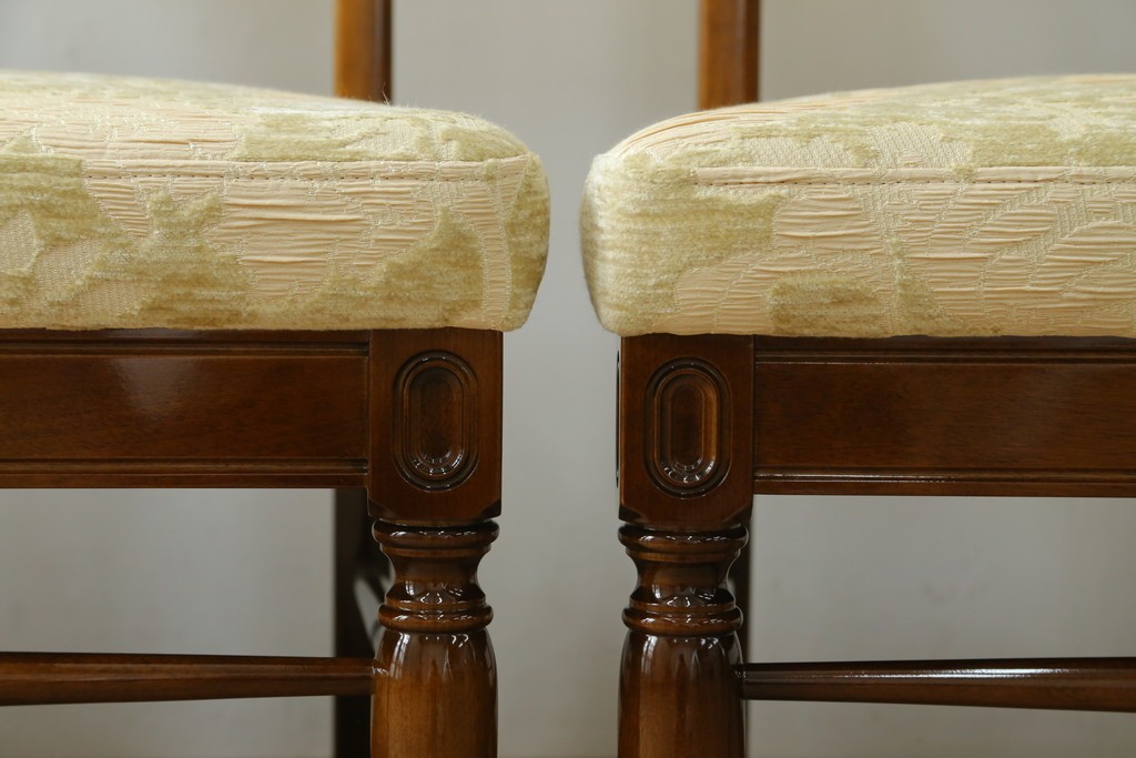 新古　展示品　超美品　モリシゲ(MORISHIGE/森繁)　上品な花柄張地のダイニングチェア4脚セット　定価(4脚合計)約44万円　(R-087936)