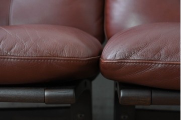 中古　冨士ファニチア　Agio(アージオ)　本革　ワイド2Pソファとスツールのセット　定価約58万6千円　(R-087944)