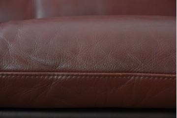 中古　冨士ファニチア　Agio(アージオ)　本革　ワイド2Pソファとスツールのセット　定価約58万6千円　(R-087944)