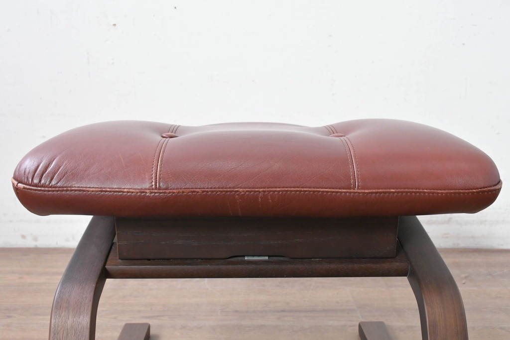 中古　冨士ファニチア　Agio(アージオ)　本革　ワイド2Pソファとスツールのセット　定価約58万6千円　(R-087944)