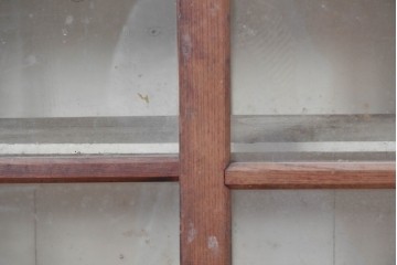 和製アンティーク　前面欅(ケヤキ)材　木味を楽しめるガラス引き戸のサイドボード　(R-087953)