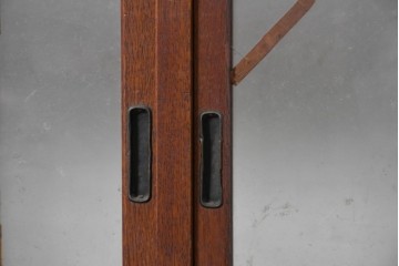 和製アンティーク　上手物!!　ナラ材　丁寧に組まれた木枠のロータイプガラスケース　(R-087954)
