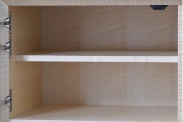 中古　美品　IDC大塚家具　デコレ　シカモア材　鏡面仕上げのテレビボード　定価約55万円　(R-087955)
