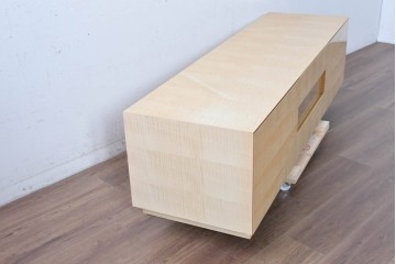 中古　美品　IDC大塚家具　デコレ　シカモア材　鏡面仕上げのテレビボード　定価約55万円　(R-087955)