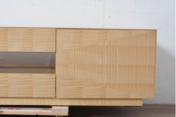 中古　美品　IDC大塚家具　デコレ　シカモア材　鏡面仕上げのテレビボード　定価約55万円　(R-087955)