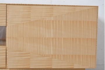 中古　美品　IDC大塚家具　デコレ　シカモア材　鏡面仕上げのテレビボード　定価約55万円　(R-087955)