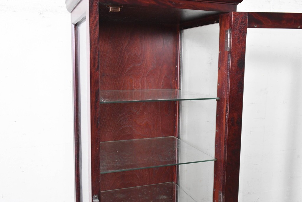 中古　美品　国産手作り家具　民芸調の縦型キャビネット　(R-087957)