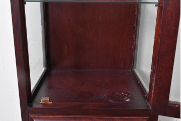 中古　美品　国産手作り家具　民芸調の縦型キャビネット　(R-087957)