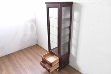 中古　美品　国産手作り家具　民芸調の縦型キャビネット　(R-087957)