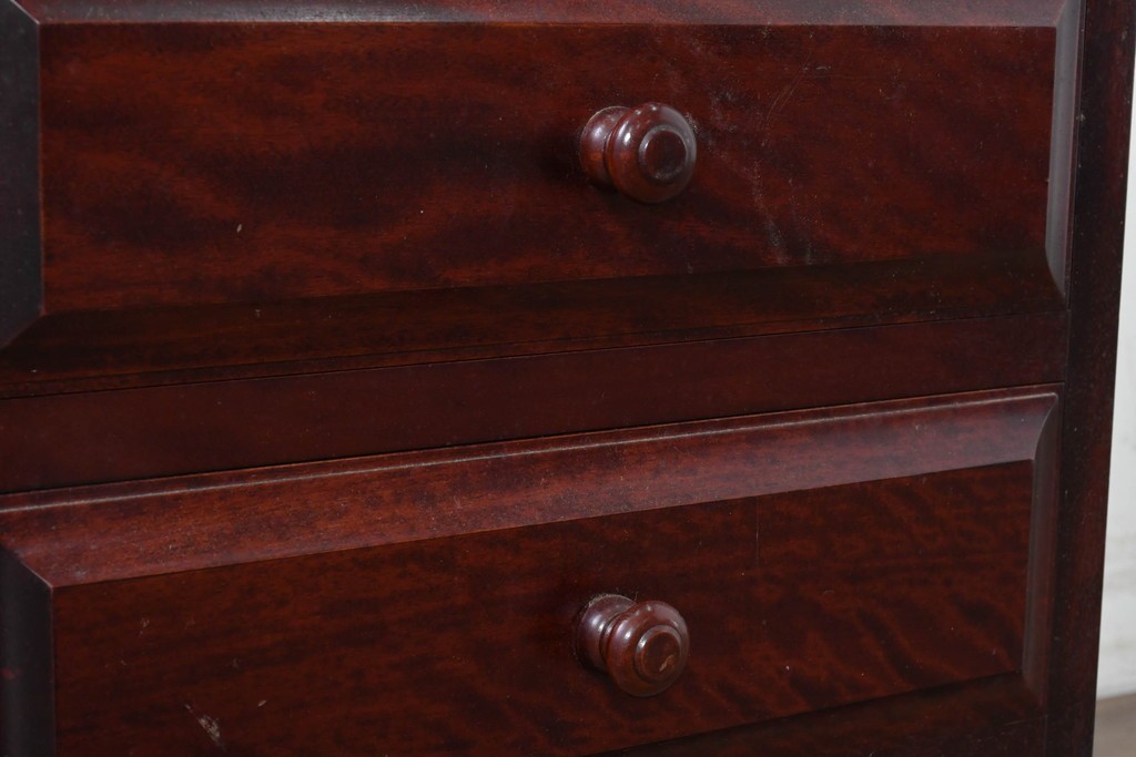 中古　美品　国産手作り家具　民芸調の縦型キャビネット　(R-087957)