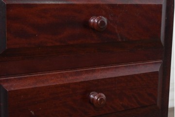 中古　美品　国産手作り家具　民芸調の縦型キャビネット　(R-087957)