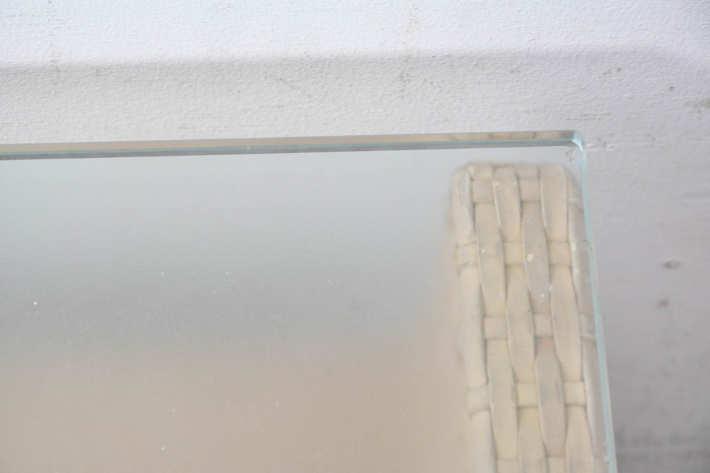 中古　希少な廃番品　arflex(アルフレックス)　A TABLE(エー テーブル)　holidays(ホリデイズ)　レザーを編み込んだローテーブル　(R-087959)