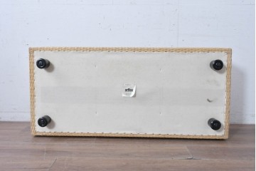 中古　希少な廃番品　arflex(アルフレックス)　A TABLE(エー テーブル)　holidays(ホリデイズ)　レザーを編み込んだローテーブル　(R-087959)