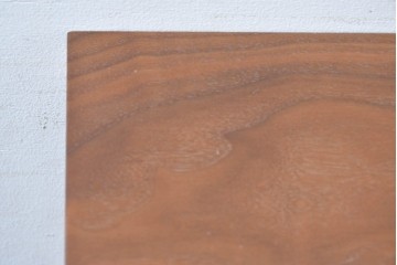 中古　美品　maruni(マルニ木工)　MALTA(マルタ)　ウォールナット材　ナチュラルモダンなダイニングテーブル　(R-087963)