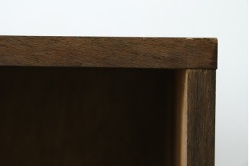 和製アンティーク　素朴な木味が味わい深いレトロなマス目棚　(R-087965)