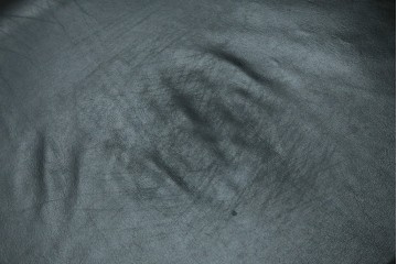ジャパンヴィンテージ　チーク材　メンズライクスタイルの空間づくりに活躍する本革ダイニングチェア　(R-087967)