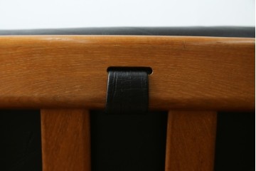 ジャパンヴィンテージ　チーク材　メンズライクスタイルの空間づくりに活躍する本革ダイニングチェア　(R-087967)