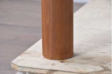 中古　美品　maruni(マルニ木工)　MALTA(マルタ)　ウォールナット材　ナチュラルモダンなダイニングテーブル　(R-087969)