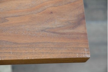 中古　美品　maruni(マルニ木工)　MALTA(マルタ)　ウォールナット材　ナチュラルモダンなダイニングテーブル　(R-087970)