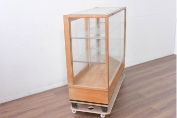 和製ヴィンテージ　人気の薄型!　楢(ナラ)材　全面ガラスのすっきりとした佇まいが魅力の引き戸付きショーケース　(R-087973)