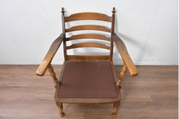 中古　飛騨産業　キツツキマーク　穂高シリーズ　楢(ナラ)材　クラシカルな花柄ファブリックの一人掛けソファ　(R-087975)