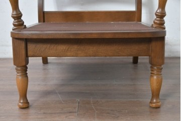 中古　飛騨産業　キツツキマーク　穂高シリーズ　楢(ナラ)材　クラシカルな花柄ファブリックの一人掛けソファ　(R-087975)