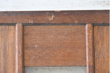ビンテージ建具　昭和後期　縦長ガラスが映えるレトロモダンな木製ドア1枚　(R-087979)