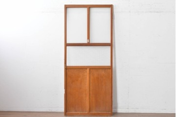 アンティーク建具　昭和中期　ノスタルジックな木製フレームのガラス扉1枚　(R-087980)
