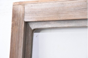 ヴィンテージ建具　昭和中期　趣ある縦桟デザインの玄関戸2枚セット　(R-087981)