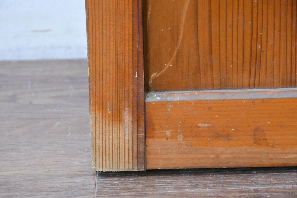 アンティーク建具　昭和中期　温もりある木味が魅力の引き戸1枚　(R-087982)