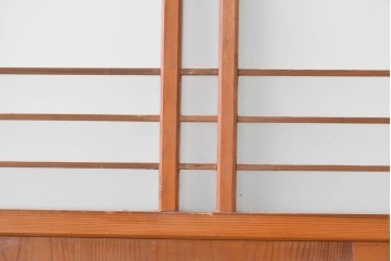 アンティーク建具　昭和中期　丸みを帯びた木製引手が愛らしいガラス入り扉1枚　(R-087983)