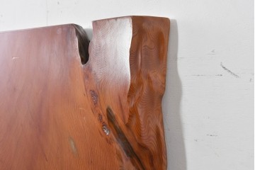 中古　高級品　屋久杉　一枚板　漆塗り　自然美あふれる耳付き座卓　定価約150万円　(R-087984)