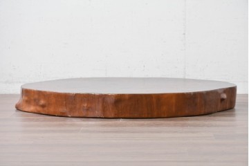 中古　輪切り一枚板　厚みのある一枚板が存在感を放つ平置き座卓　(R-087986)