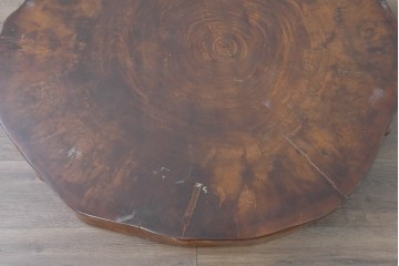 中古　輪切り一枚板　厚みのある一枚板が存在感を放つ平置き座卓　(R-087986)