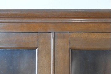 和製ヴィンテージ　樺(カバ)材　ガラス引き戸付きキャビネット　(R-087989)