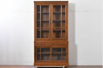 和製ヴィンテージ　樺(カバ)材　ガラス引き戸付きキャビネット　(R-087992)