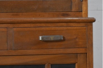 和製ヴィンテージ　樺(カバ)材　ガラス引き戸付きキャビネット　(R-087992)