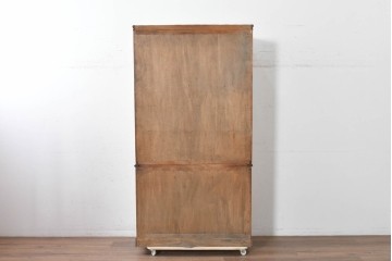 和製ヴィンテージ　樺(カバ)材　ガラス引き戸付きキャビネット　(R-087992)