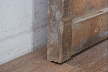 アンティーク建具　昭和初期　時を重ねた木味が魅力の格子蔵戸1枚　(R-087996)