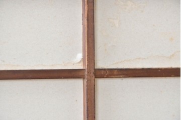 アンティーク建具　明治から大正　黒枠が空間を引き締める障子蔵戸　(R-087997)