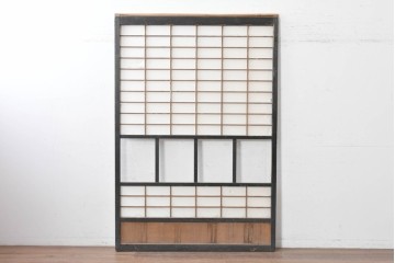 アンティーク建具　明治から大正　黒枠と抜け感のあるデザインが魅力の障子蔵戸　(R-087998)