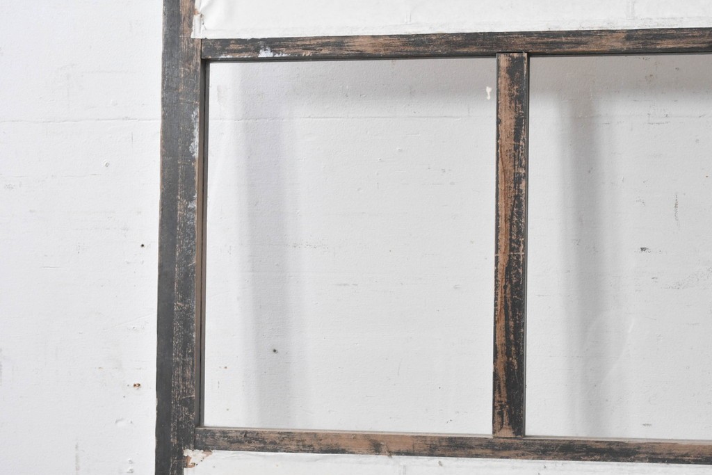 アンティーク建具　明治から大正　黒枠と抜け感のあるデザインが魅力の障子蔵戸　(R-087998)