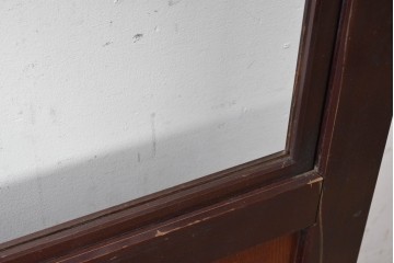 アンティーク建具　大正から昭和初期　腰板欅(ケヤキ)材　深みのある漆塗りの色合いが魅力の格子蔵戸1枚　(R-087999)