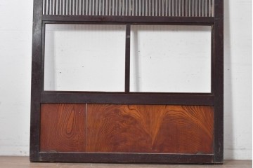 アンティーク建具　大正から昭和初期　腰板欅(ケヤキ)材　深みのある漆塗りの色合いが魅力の格子蔵戸1枚　(R-087999)