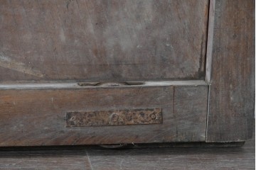 アンティーク建具　明治期　欅(ケヤキ)材　趣ある木味と繊細な格子が魅力の格子蔵戸1枚　(R-088001)