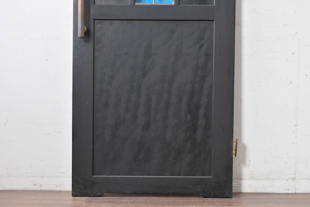 中古建具　鮮やかな色ガラスを組み合わせた職人手作りのステンドグラス入りドア1枚　(R-088005)
